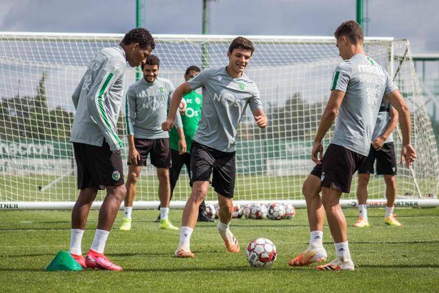 塔图姆三双阿德巴约24分 凯尔特人大胜热火1-0